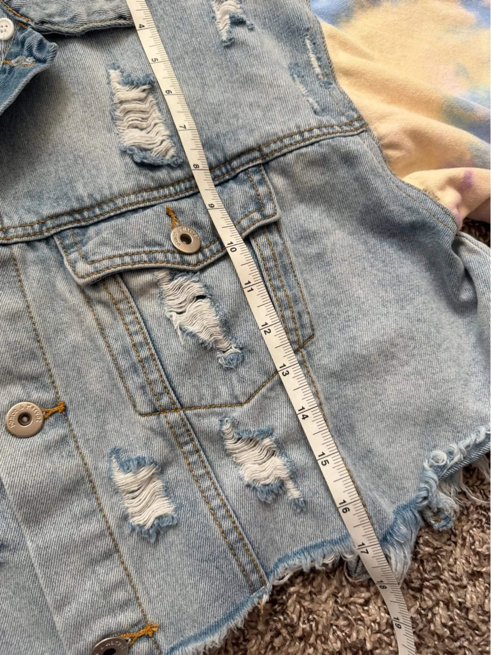 Distressed Tie Dye Light Wash Cropped Denim Jacket S/M
